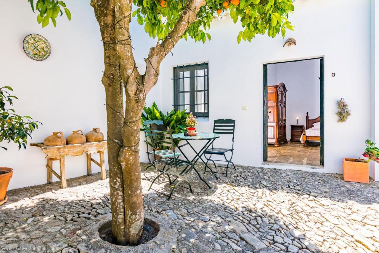 Cortijo El Indiviso Guest House เวเฮร์ เด ลา ฟรอนเตรา ภายนอก รูปภาพ